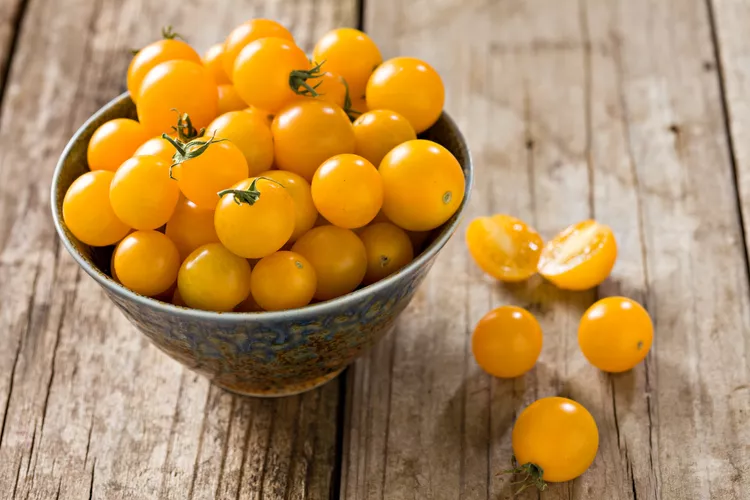 A Guide to Growing Sungold Tomatoes