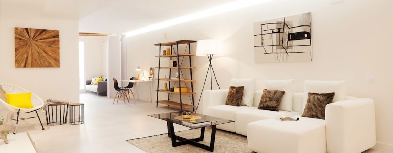 5 Simple Ways To Neaten up Your Living Room