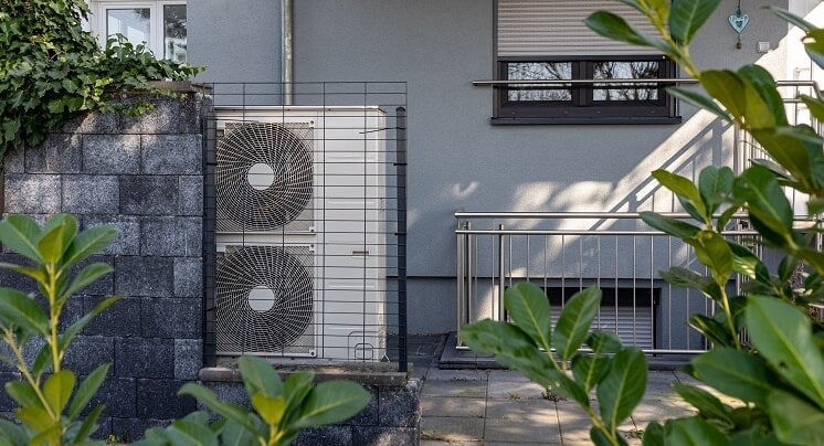 Pros and Cons of An Air Source Heat Pump