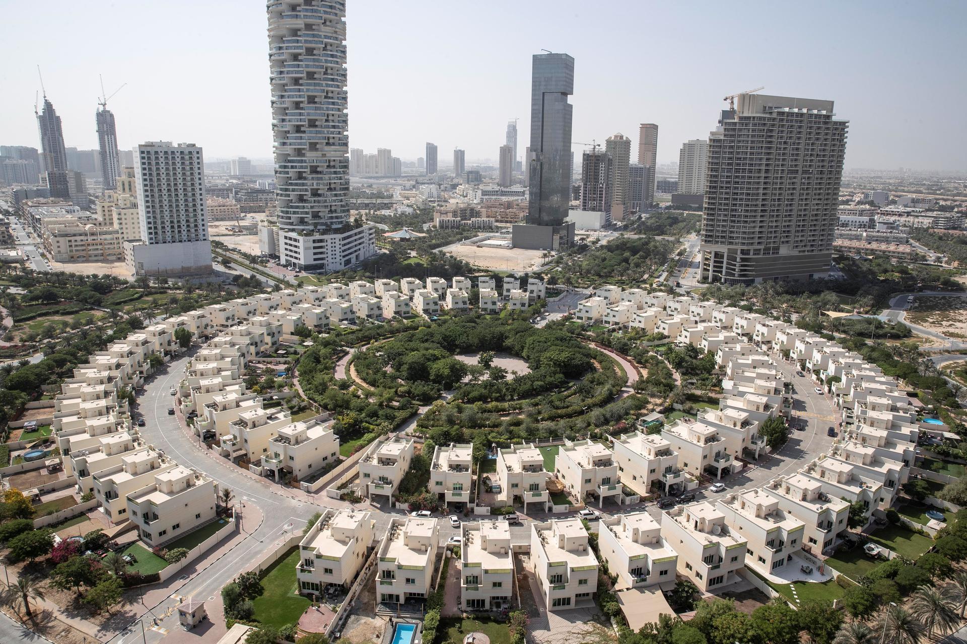 How Do Weather Conditions Shape the Real Estate Market in Jumeirah Village Circle?