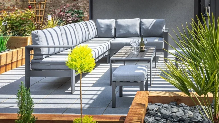 Summer Lifestyle: Adding Outdoor Living to Your Home