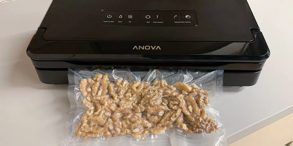 Vacuum Sealing Methods