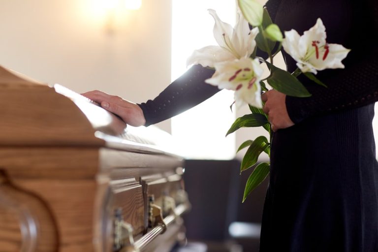 Top Seven Tips That Can Help You Select A Suitable Memorial Service Director