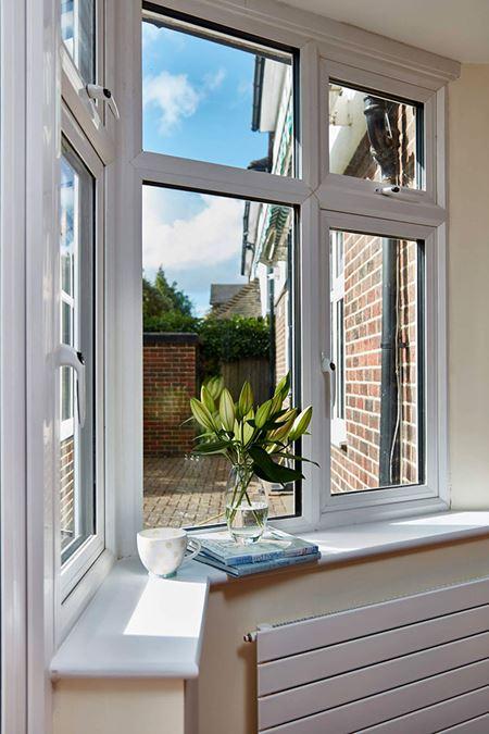 UK Fibreglass Triple Glazing Pane Windows: Energy Efficiency & Comfort