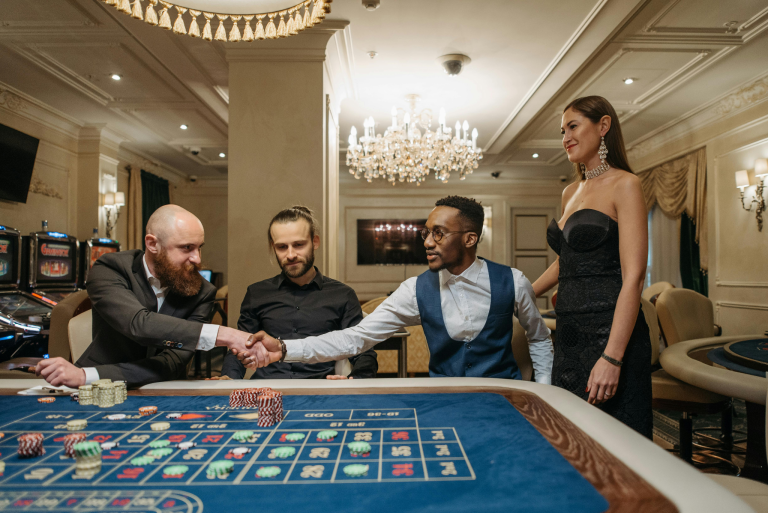 The High-roller Lifestyle: A Peek into the World of VIP Online Gambling