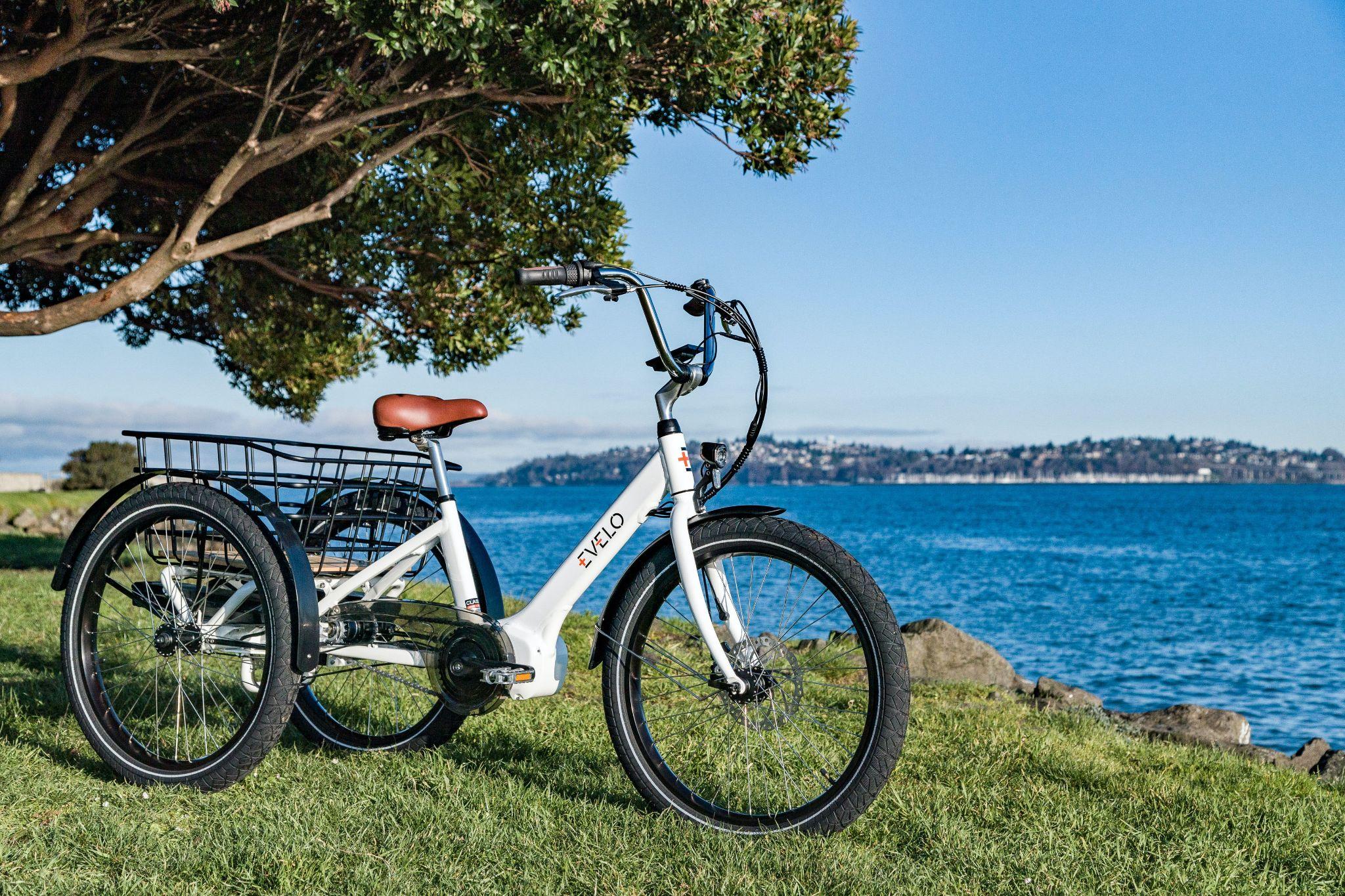 7 Advantages of Riding a Three-Wheel Electric Bike for Seniors and Elders